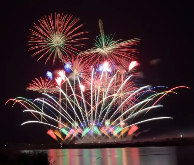 伊勢神宮奉納全国花火大会