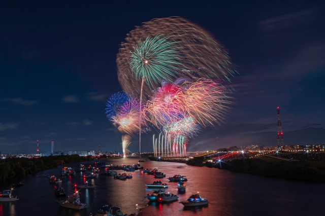 戸田橋花火大会・いたばし花火大会
