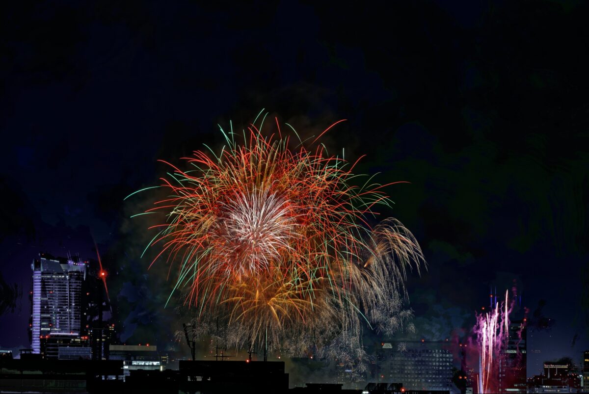 神宮外苑花火大会