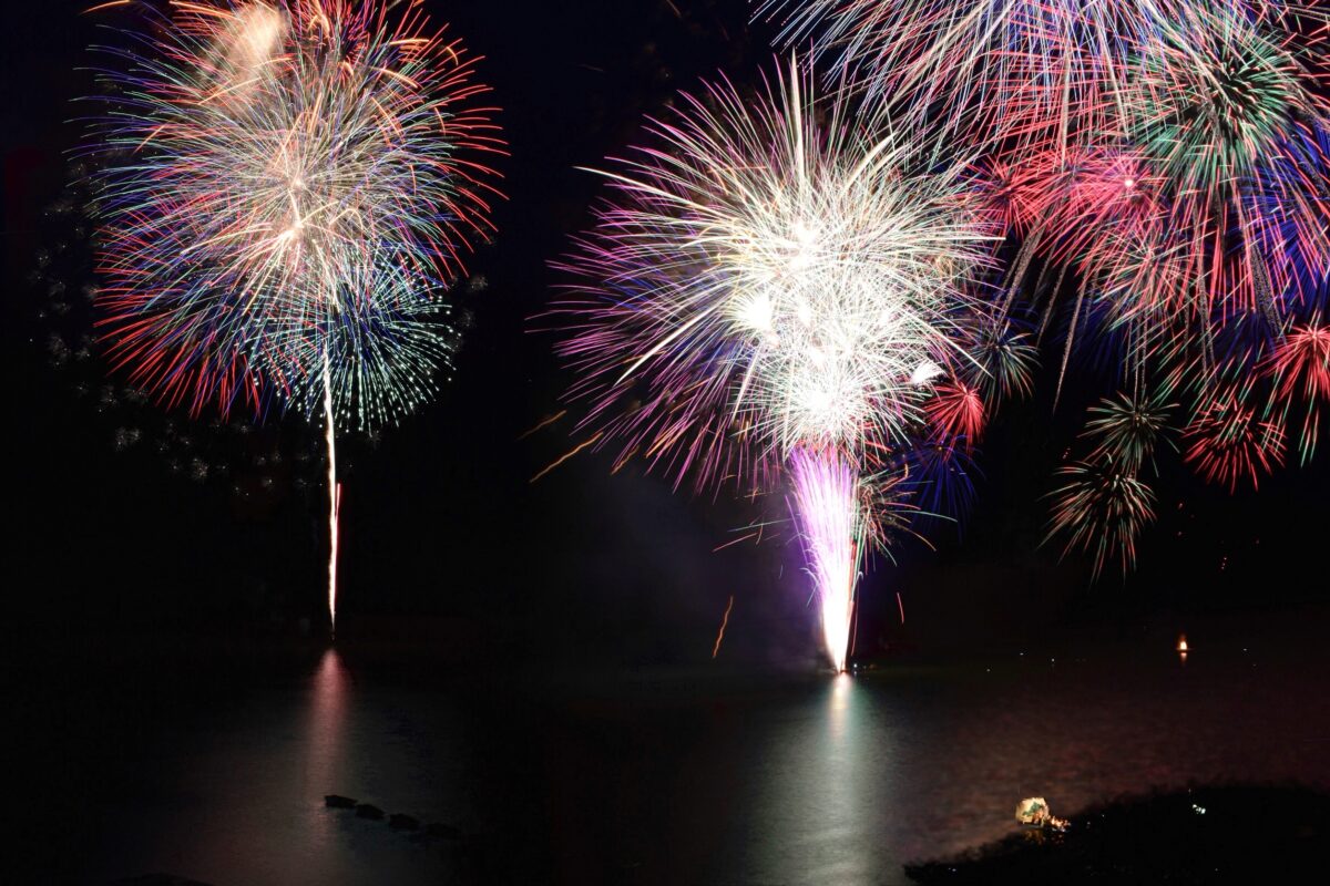 第74回 さがみ湖湖上祭花火大会